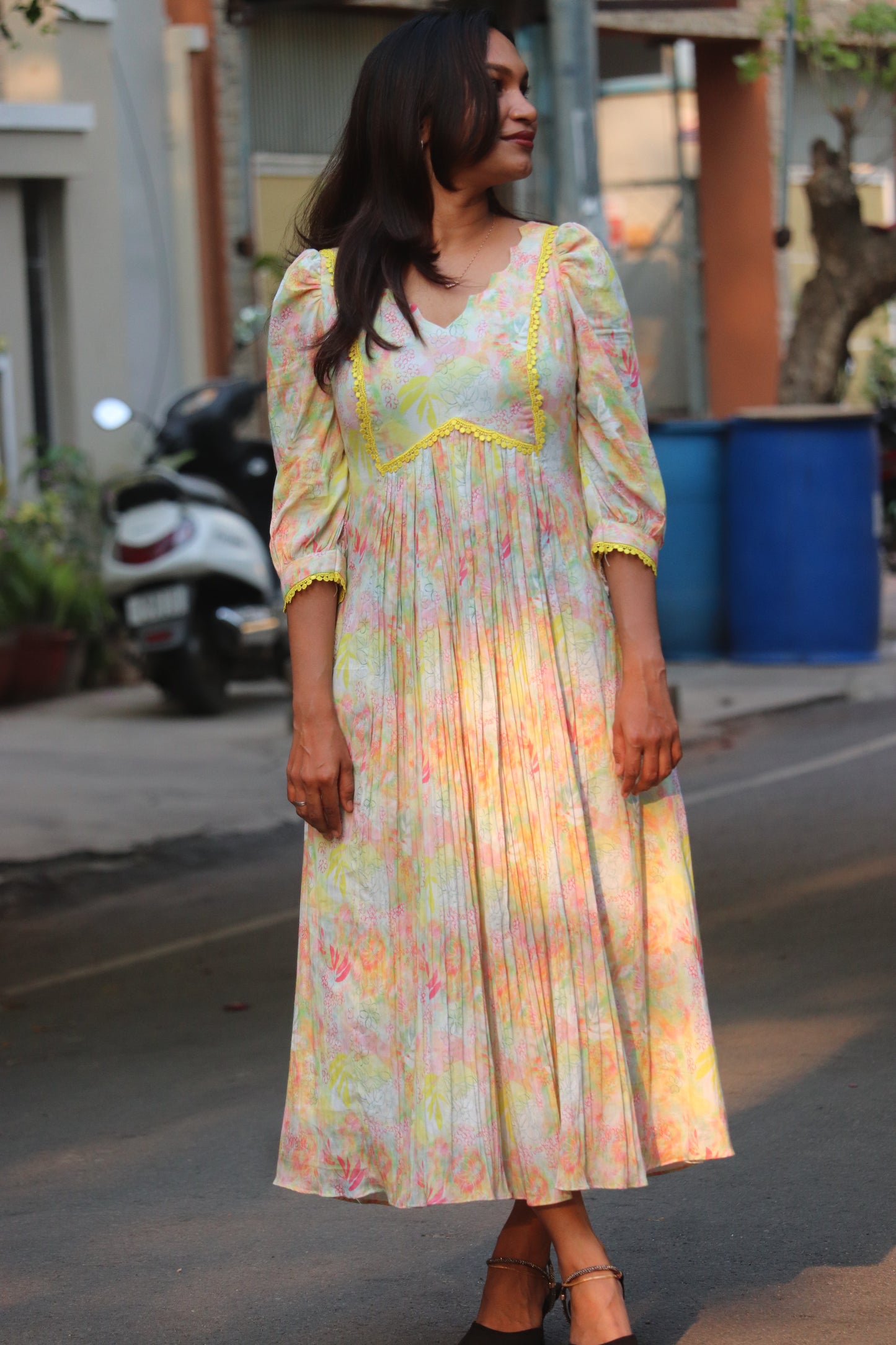 Zehra floral cotton kurti angled view showing 3 panel construction and scalloped neckline detail