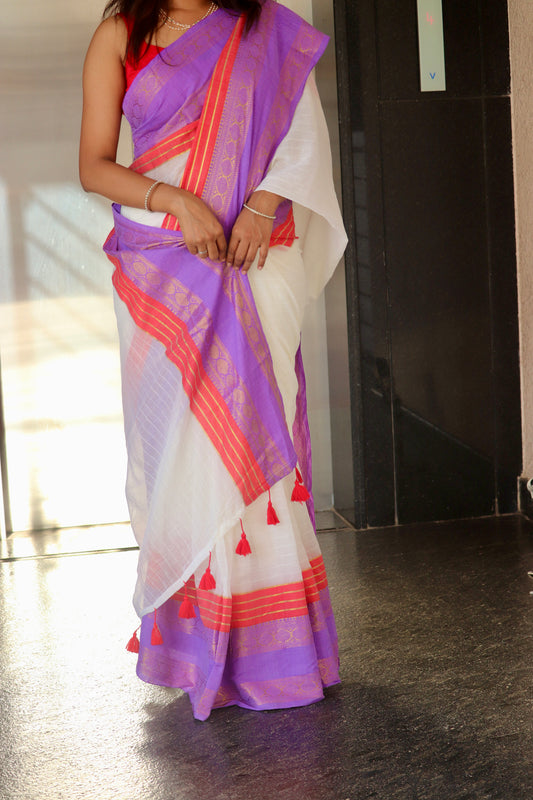 Neeraja – White Mul Cotton Kerala Saree with Lavender Zari Border