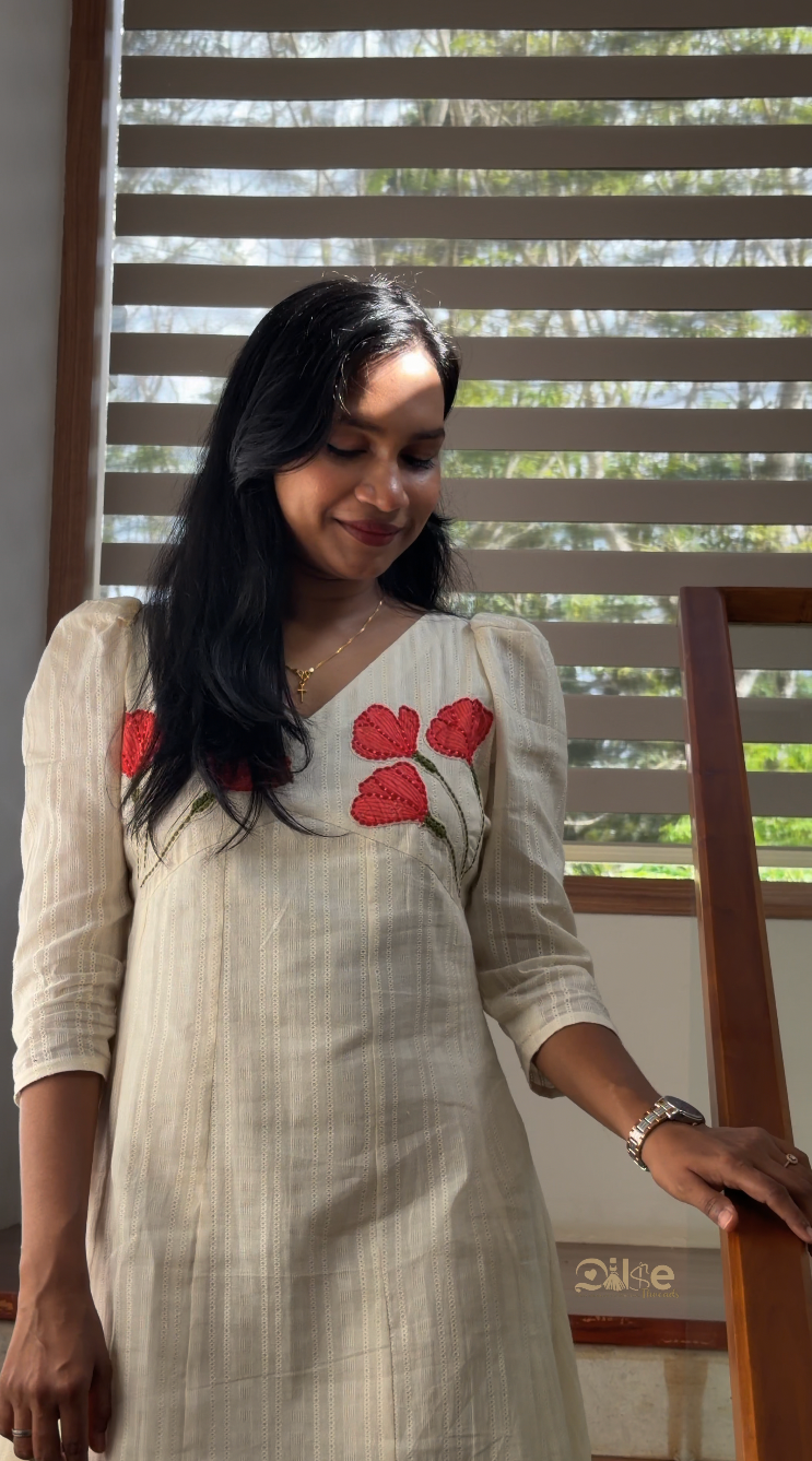 Blossom - Cotton kurti with floral appliqué detailing