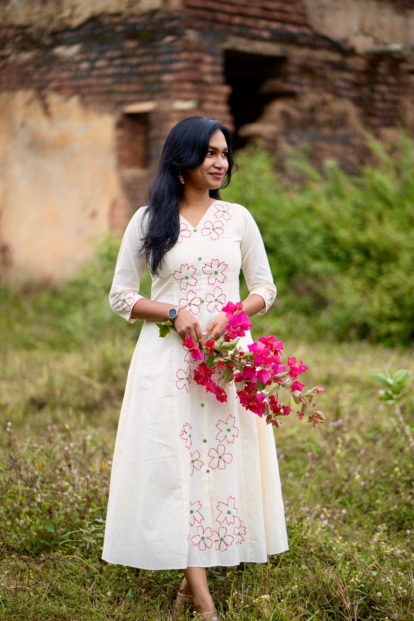 Bloom - Off-White Cotton Floral Kurti