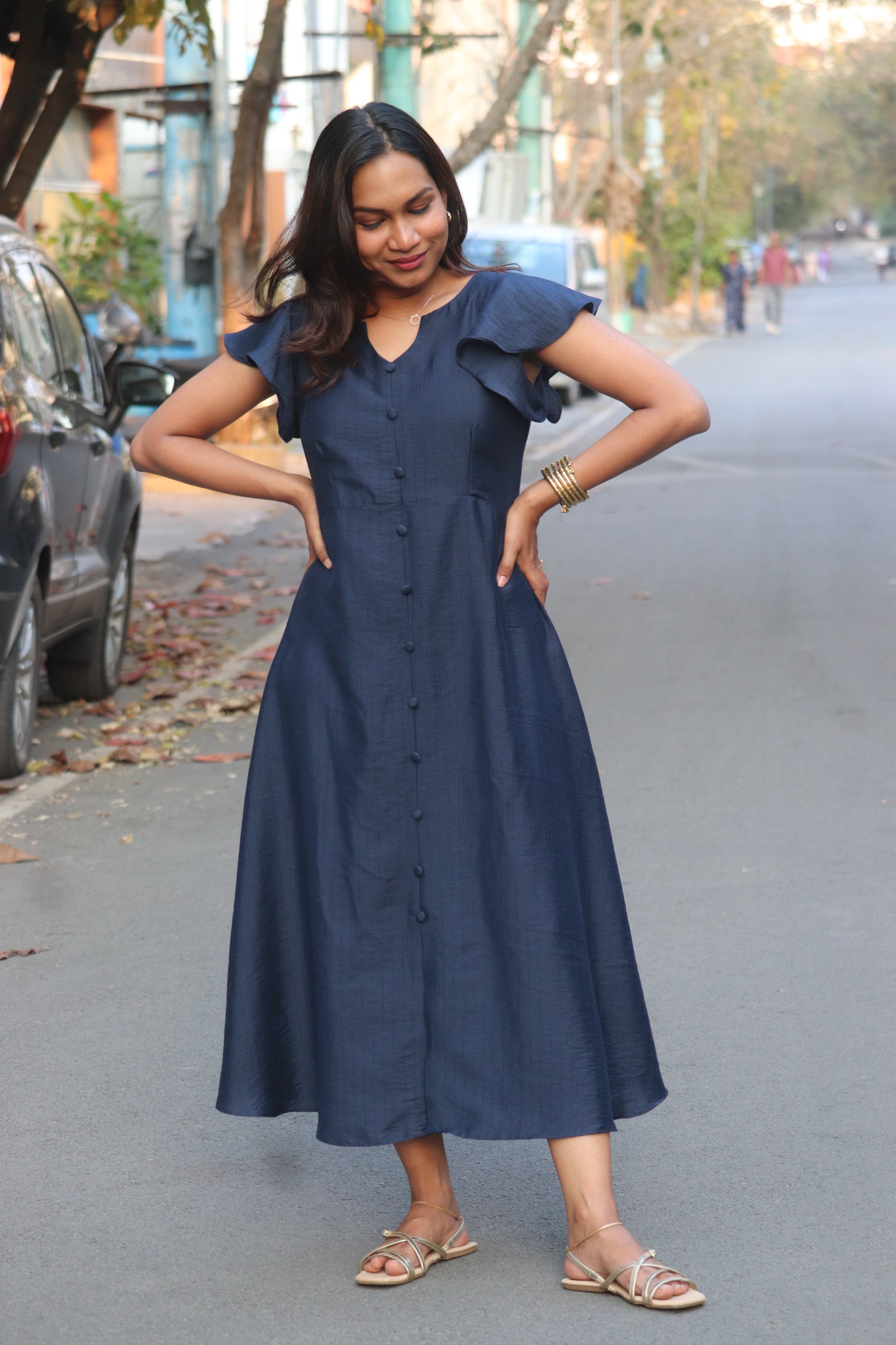 Velina navy blue cotton blend midi dress with V-neck and umbrella sleeves - front view