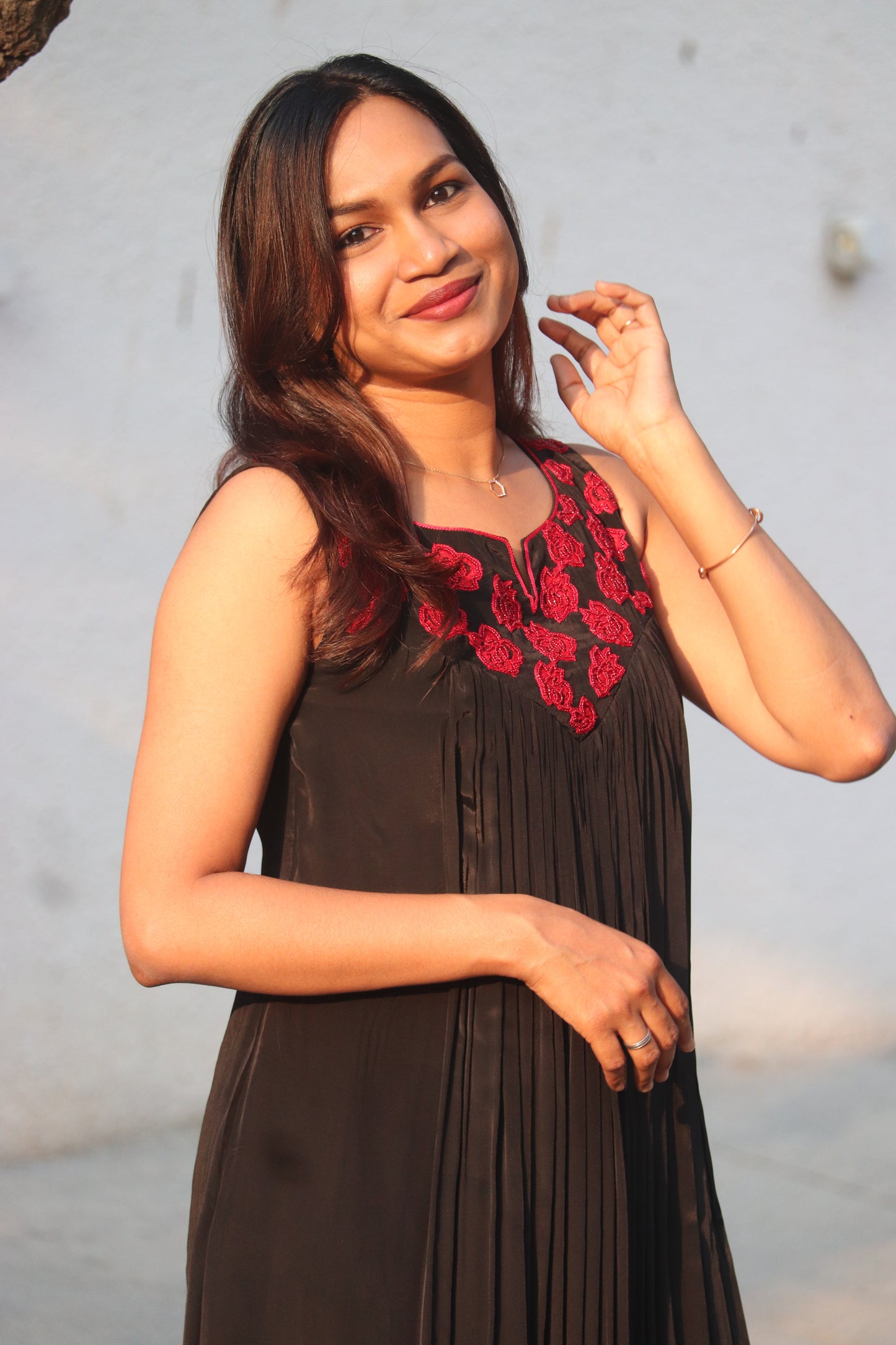 Noorika red and black crepe silk kurti side view with flowing A-line shape