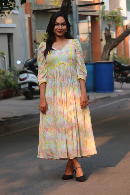 Zehra kurti close-up of inverted scallop neck and floral print detail