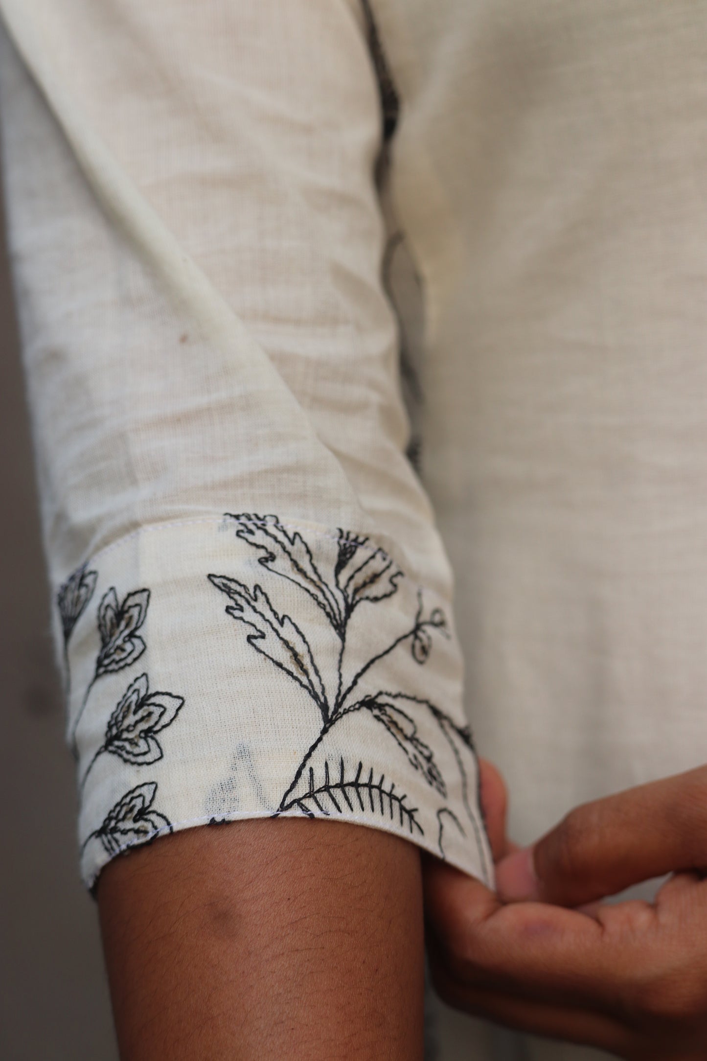 Tanirika - White & Black panel salwar
