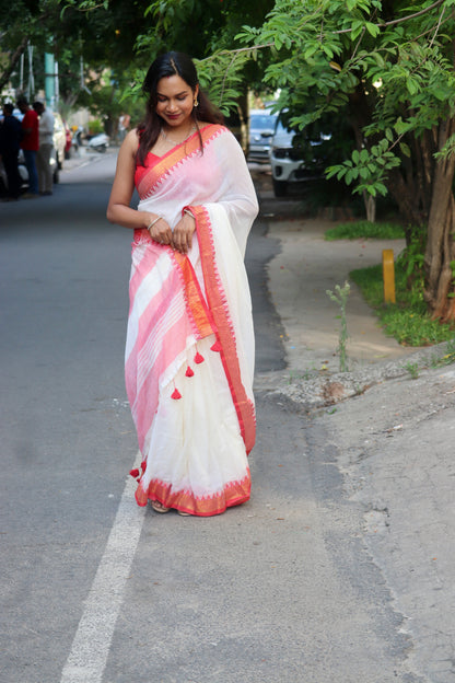 Mridula – Off White Mul Cotton Kerala Saree with Red Border