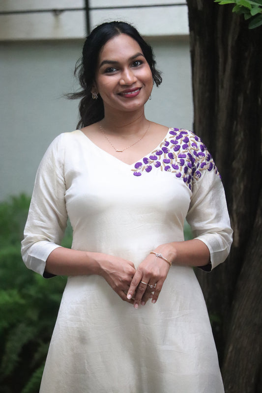 Vaadamalli – Tissue A-Line Top with Handcrafted Floral Embroidery