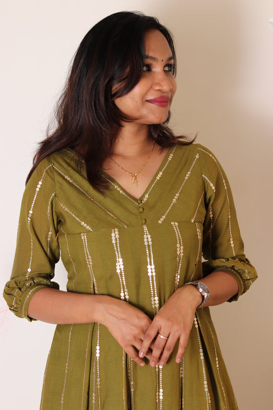 Manjari – Mul Chanderi Box Pleated Dress