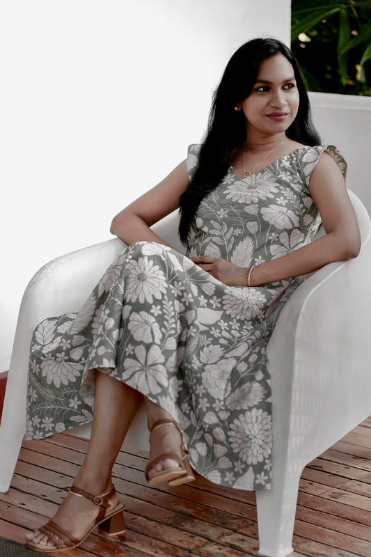 Olivia - Hakoba floral umbrella dress